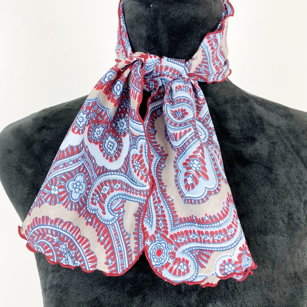 Vintage Scarf Blue & Red Paisley Scalloped Edge